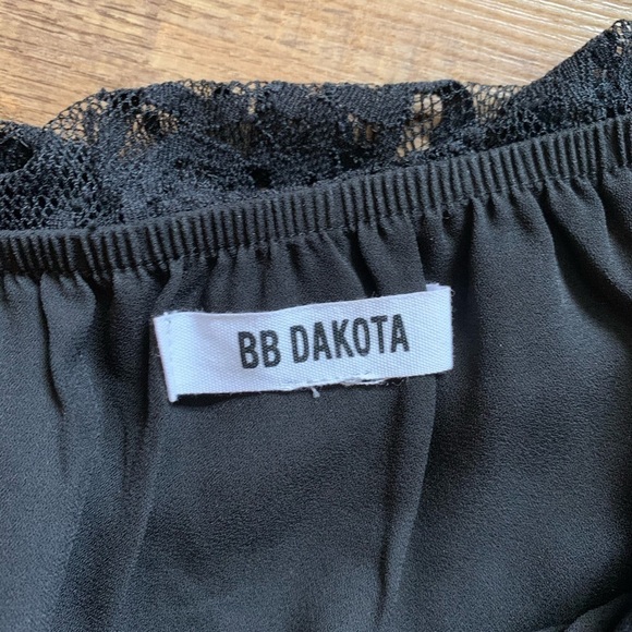 BB Dakota Black Lace Romper - Picture 8 of 8